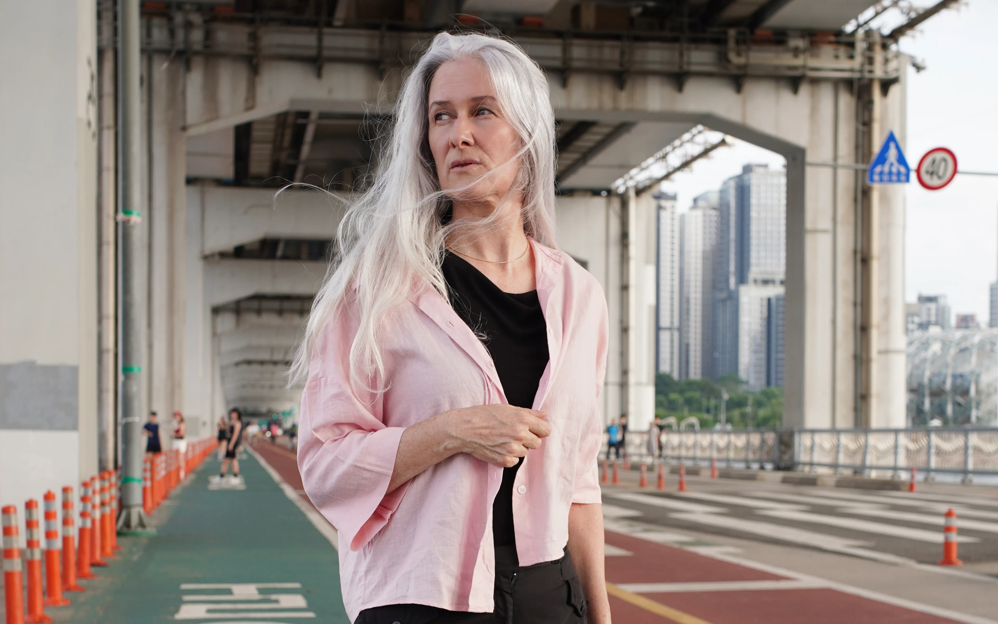 Anne Cartereau - Comp Card Portrait